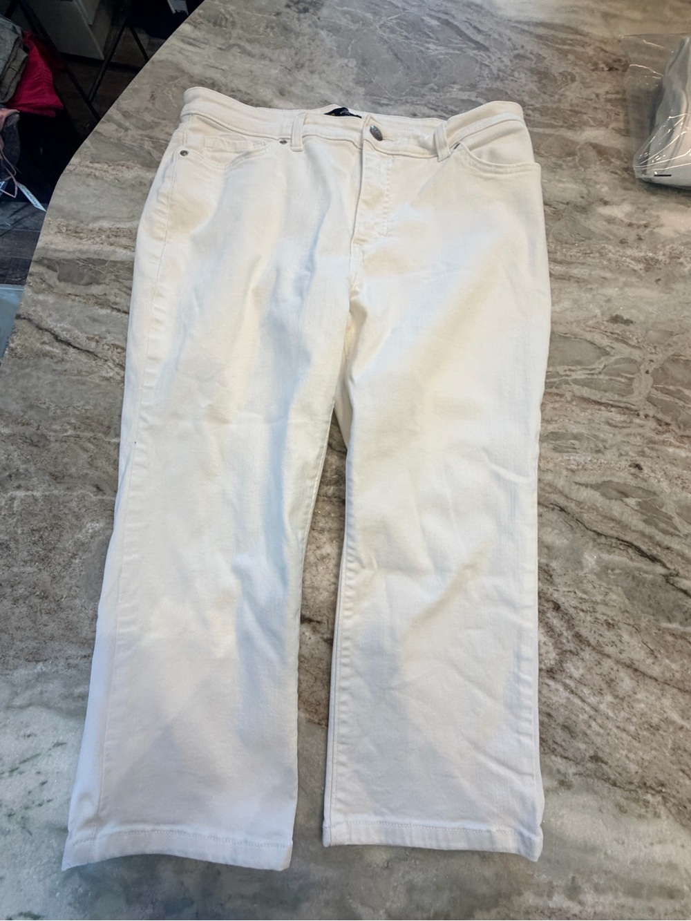 Lee Size 14 White Sculpting Slim Fit Mid Rise Capri Jeans Stretch Cropped